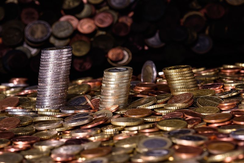 Curs valutar BNR azi, 28 octombrie 2022. Cum evoluează euro şi dolarul?