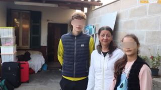 O româncă din Italia trece prin momente cumplite. Femeia este  la un pas să fie evacuată din casă împreună cu cei doi copii