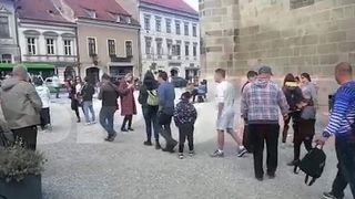 Vedete de la Hollywood, în vizită, la Biserica Neagră din Brașov