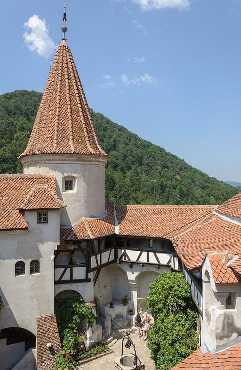 Castelul Bran. Zece curiozități despre una dintre cele mai mari atracții turistice ale României