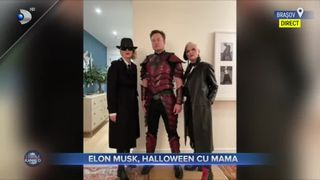 Elon Musk, Halloween cu mama