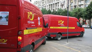 VIDEO - Un sac cu bani a fost furat dintr-o mașină a Poștei Române. Cine este principalul suspect?