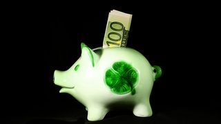 Curs valutar BNR azi, 4 noiembrie 2022. Noile cotații pentru euro şi dolar