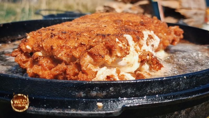 Captură YouTube- theXclusive