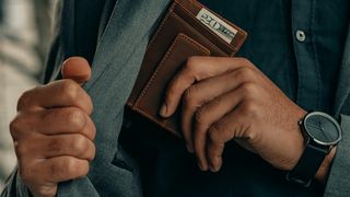 Românii, sufocați de scumpiri și în prag de iarnă. Ce s-a întâmplat cu prețurile de consum în octombrie