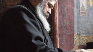Patriarhia Română, detalii despre trecutul violent al părintelui Calistrat: „Pe timpul şederii la Mănăstirea Sihastria, a bătut un cal până l-a ucis"