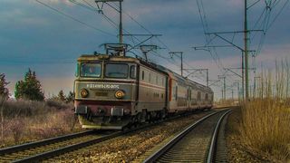 Accident în Prahova: un autoturism a fost acroșat de un tren