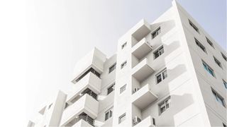 Românii care își supără vecinii riscă amenzi usturătoare de până la 100.000 de lei. Ce nu e bine să faci