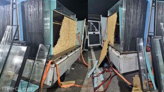 Zece sirieni care se ascundeau &icirc;ntr-un microbuz au fost depistați de poliţişti, c&acirc;nd &icirc;ncercau să intre ilegal &icirc;n Rom&acirc;nia