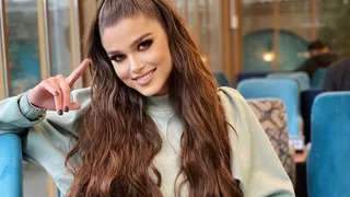 Cântăreața Theo Rose este însărcinată. Tatăl ei a confirmat vestea