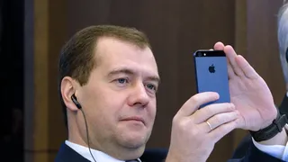 Dmitri Medvedev spune că Occidentul se apropie de Al Treilea Război Mondial