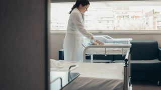 Scene șocante petrecute într-un spital din Bacău:  ”Am fost tratată ca o cârpă”