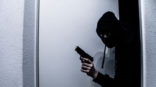 VIDEO - Un bancomat a fost spart de hoți. Acesta a fost distrus în urma unei explozii