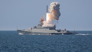 Rusia își întărește flota la Marea Neagră. Putin, ședință de urgență cu Consiliul de Securitate