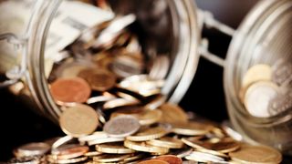 Curs valutar BNR azi, 22 noiembrie 2022. Noile cotații pentru euro şi dolar