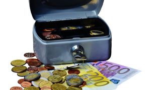 Curs valutar BNR azi, 24 noiembrie 2022. Cum evoluează euro şi dolarul?