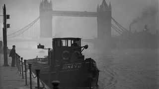 Misterul ceții londoneze care a ucis 12.000 de oameni, rezolvat după 6 decenii. Care este explicația