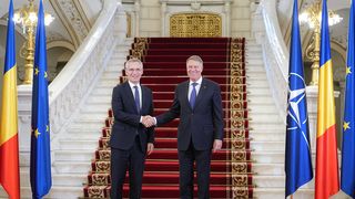 stoltenberg nato iohannis