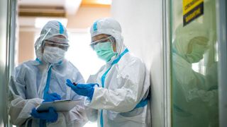 Focar de COVID-19 la două spitale din Timiș