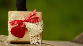 Sf&acirc;ntul Andrei 2022: Mesaje, urări, felicitări și imagini cu text cu La mulți ani!