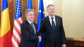 Secretarul de stat american Antony Blinken, mesaj de Ziua Naţională a României: „Relaţia noastră e puternică, deoarece se bazează pe valori comune şi pe un angajament reciproc pentru pace şi prosperitate..”