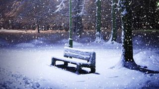 Cod galben de ploi și ninsori în două județe din nord-estul României