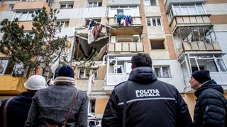 VIDEO - Noi detalii în cazul anchetei de la Suceava. A murit proprietarul apartamentului în care s-a produs explozia