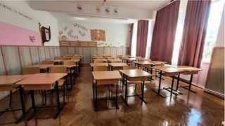 Elevii unei școli au ajuns la spital din cauza expunerii la o lampă UV