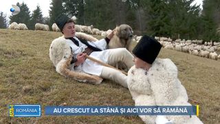 VIDEO - Asta-i România! Au crescut la stână și aici vor să rămână