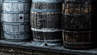 Un român a furat alcool de 8.000 de dolari în SUA