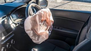 Un bărbat din Bihor a fost internat involuntar la Psihiatrie. Totul s-a întâmplat după ce a rămas fără permis de conducere pentru 510 zile