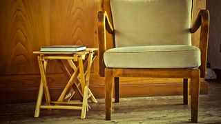 Un bărbat a găsit o grenadă într-o mobilă cumpărată