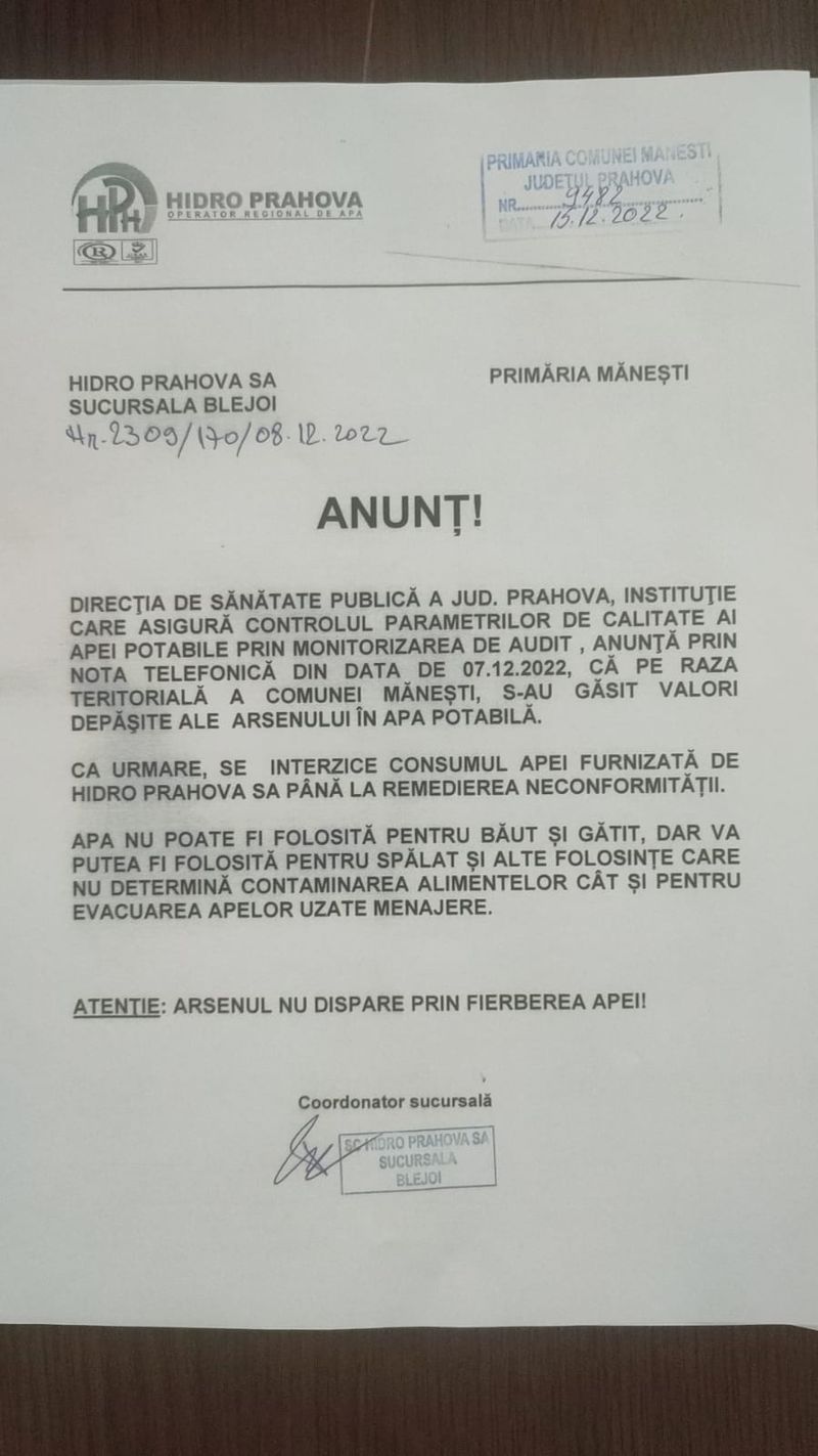 Șocant! 4.000 de oameni din Prahova au băut apă contaminată zilnic. Nu trebuie consumată nici măcar fiartă