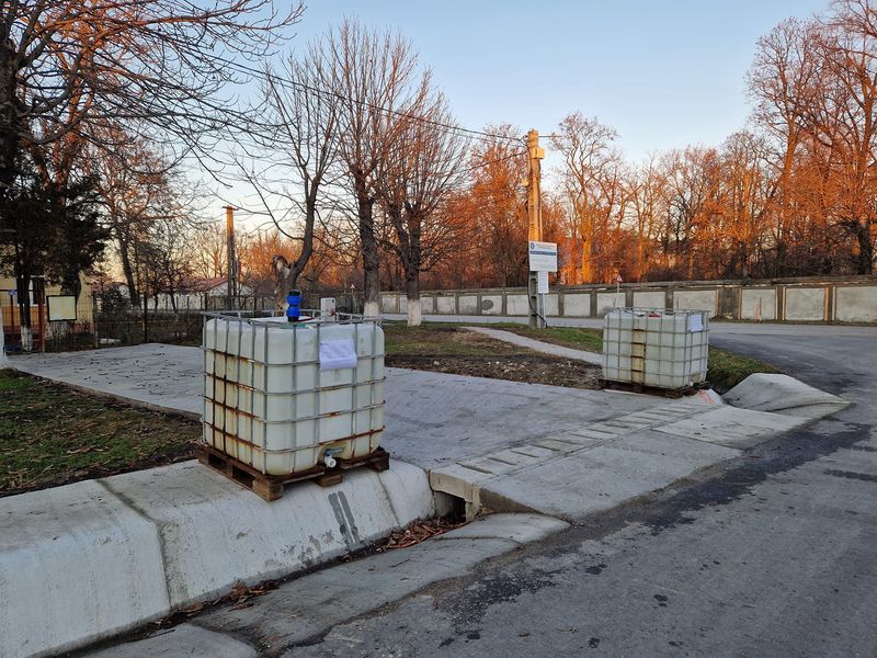 Șocant! 4.000 de oameni din Prahova au băut apă contaminată zilnic. Nu trebuie consumată nici măcar fiartă