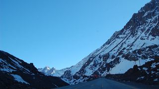 Un turist s-a prăbușit de pe o potecă spre Vârful Moldoveanul