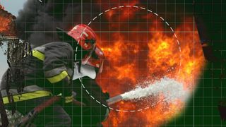 Copil de 1 an, găsit fără suflare într-o casă care a luat foc