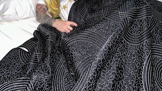 VIDEO- Cât a costat Cupa Mondială?! Trofeul a avut locul său în avionul Argentinei şi a fost legat cu centura de siguranţă