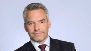 Speranțe pentru România: Cancelarul Karl Nehammer se va răzgândi în privinţa blocării României în Schengen