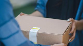 Ce se va întâmpla cu plățile ramburs din ianuarie 2023? Toți curierii vor respecta legea asta