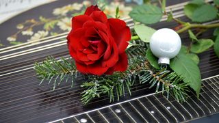 100 de colinde românești.