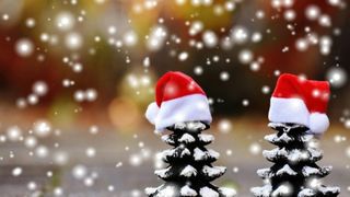 Moș Crăciun 2022: La ce oră ajunge în România? Momentul în care trebuie să punem cadourile sub brad