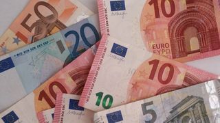 Curs valutar BNR azi, 23 decembrie 2022. La ce valoare a ajuns moneda euro?