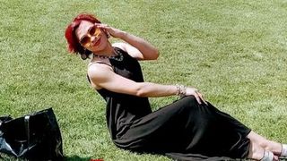 VIDEO - Șocant! Acestea sunt ultimele imagini cu Monalisa &icirc;n viață. T&acirc;nărul travestit a ars de viu &icirc;n propria casă, cu m&acirc;na pe icoană, &icirc;n ziua de Crăciun