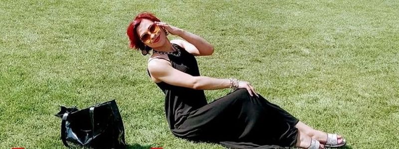 VIDEO - Șocant! Acestea sunt ultimele imagini cu Monalisa în viață. Tânărul travestit a ars de viu în propria casă, cu mâna pe icoană, în ziua de Crăciun