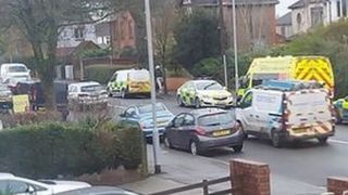 Incredibil! Bradley Holder a murit după ce a sunat la salvare, dar medicii au ajuns la el abia a doua zi. Familia băiatului este &icirc;n stare de șoc