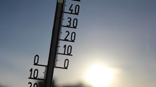 VIDEO- Vremea se menține caldă în decembrie. Temperaturile de primăvară se resimt în aceste săptămâni