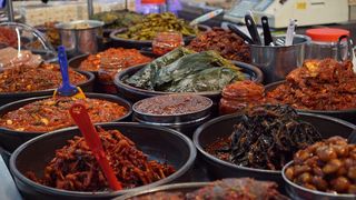 VIDEO- Câțiva români au fost țepuiți de o tânără din Cluj, chiar în prag de sărbătoare