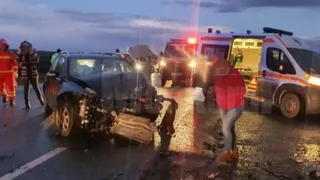 Accident cu șapte victime, după ce un șofer ar fi adormit la volan