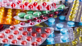 Cine sunt pensionarii care vor primi medicamente compensate cu 90% de anul viitor