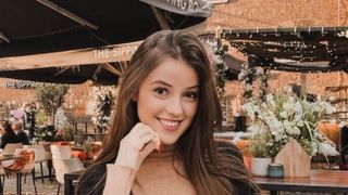 Transformarea incredibilă a Ivonei Mihăescu. Fata lui Mugur Mihăescu a devenit o domnișoară &icirc;n toată regula și face furori peste hotare